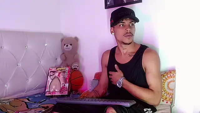 Angel_foxc13 现场XXX聊天