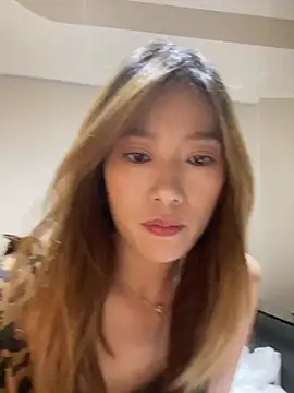 elleShow's Live XXX Chat