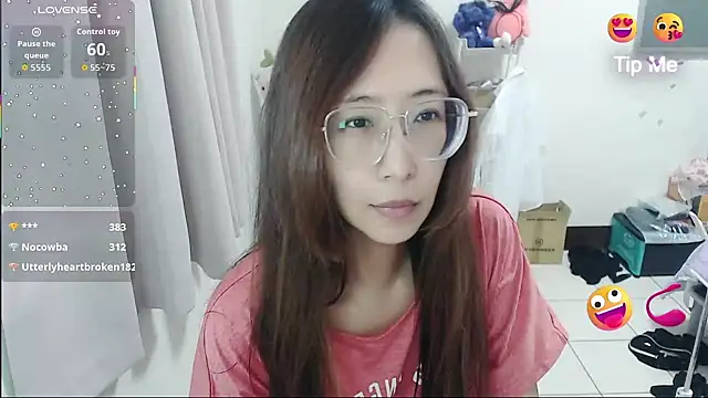 aFanny 现场XXX聊天