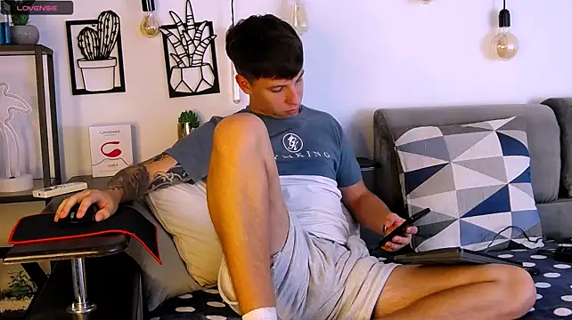 ThomasEdisonn – Naživo XXX chat