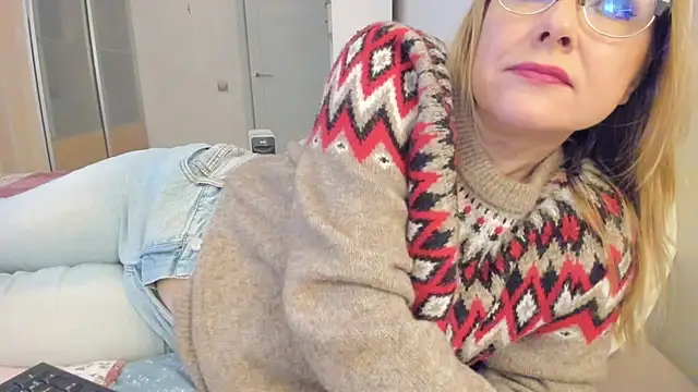 Chat +18 de SharonFlower ao vivo
