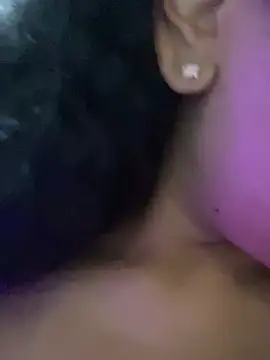 Chat XXX ao vivo de Kittybrown18