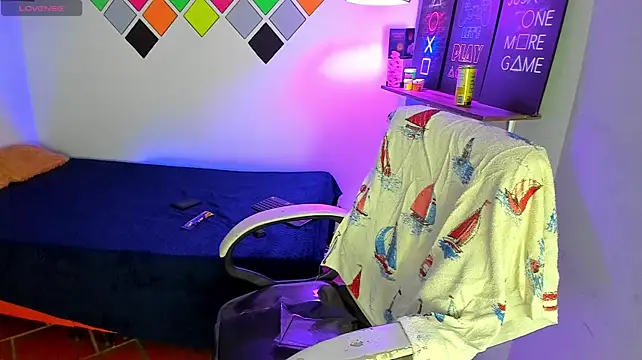 XXX chat uživo modela Marcoviolet