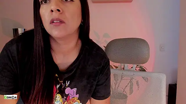 Chat XXX en directo de urcute_kitten