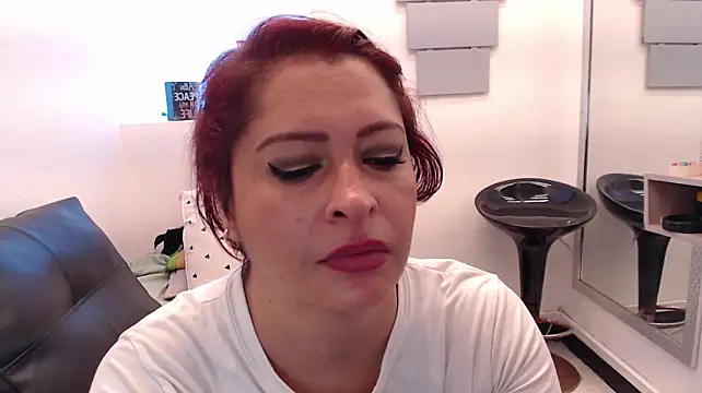 eva_twiss' Live XXX Chat
