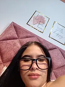 CATYEVANS10's Live XXX Chat