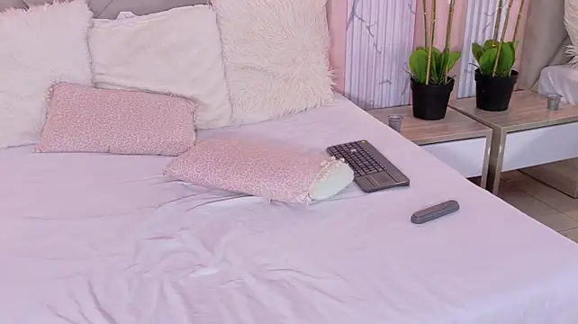 Lexat live XXX chat