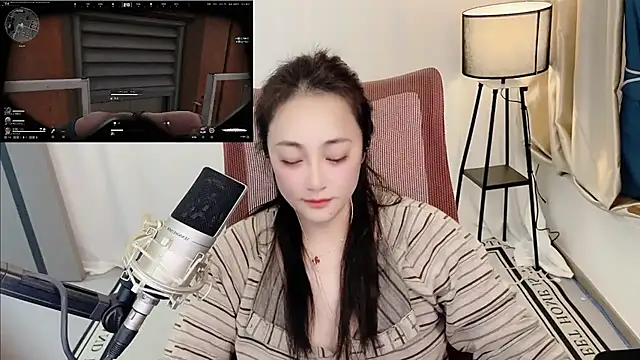 Daisy-77 现场XXX聊天