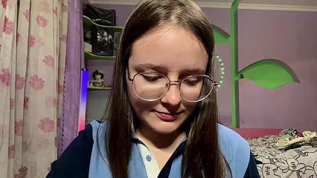 XXX chat uživo modela RoseLyyn