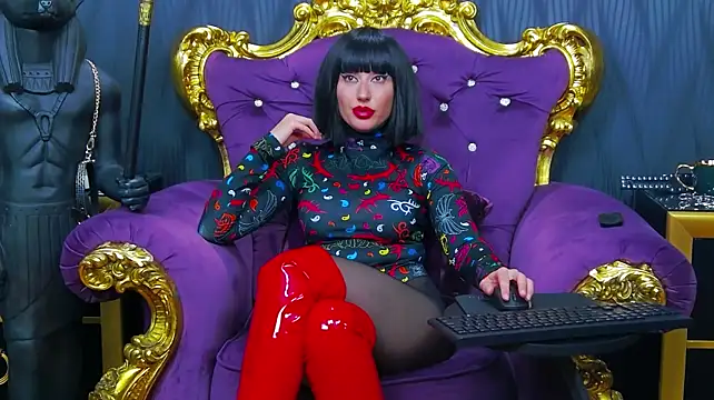 LaraMaeve XXX чат на живо