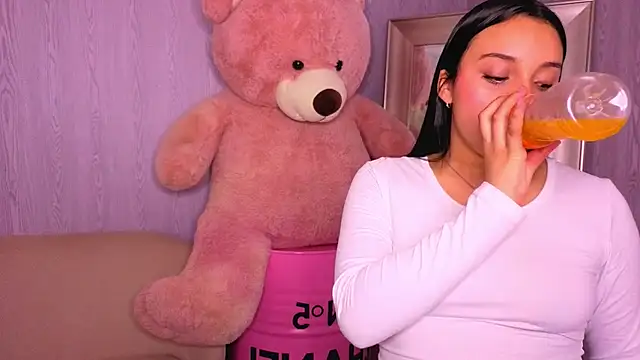 צ'אט XXX בשידור חי של lia_harper_t