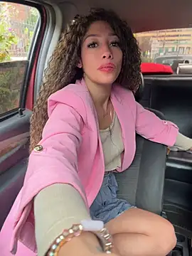 roxyrougee Шоу с уебкамера