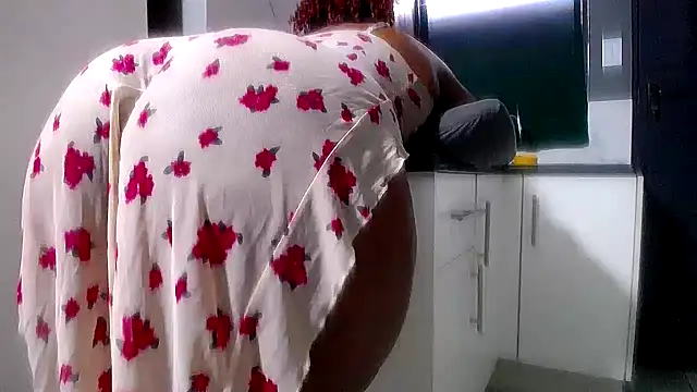 XXX chat uživo modela Lelety79