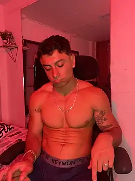 MR_MUSCLEのライブXXXチャット