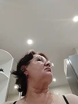 SalientClean – Naživo XXX chat