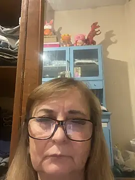 Chat XXX en directo de Irina2909@xh