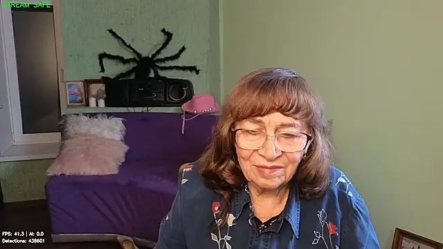 Betty_Brick – Live XXX-chat