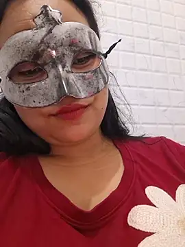 Živý XXX chat Luv_swara02