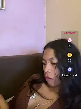 Lunevia Live XXX-chat