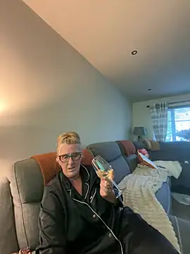 Czat XXX na żywo – Mrsmoggy