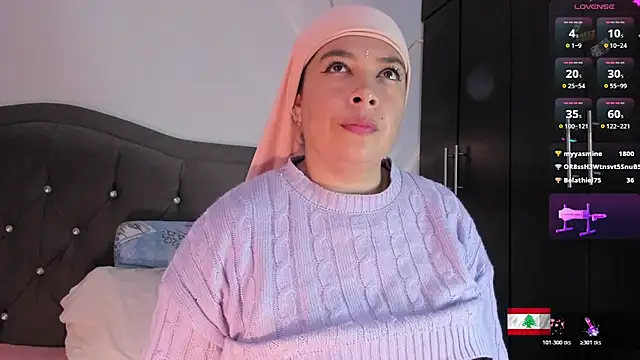 Noortaheri88 Adlı Modelin Canlı XXX Sohbeti