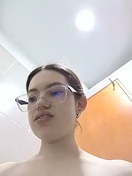 Emilye_evans Chat XXX in diretta