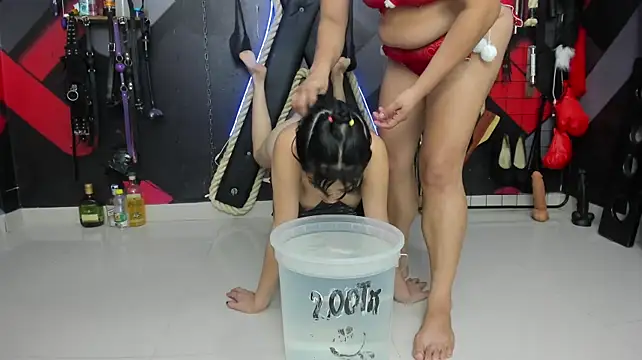 SUBMISSION_BDSM Adlı Modelin Canlı XXX Sohbeti