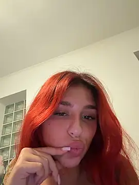atomikitten's Live XXX Chat