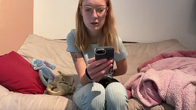 DouceMarine Live XXX-Chat