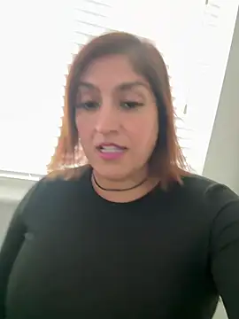 Spicy-Kareena Adlı Modelin Canlı XXX Sohbeti