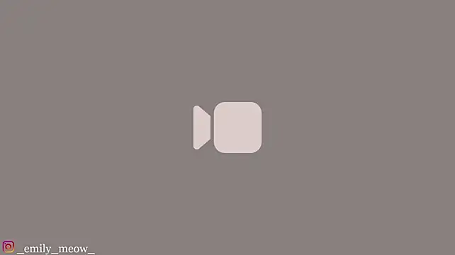 _Emily_Sweety_ Adlı Modelin Canlı XXX Sohbeti