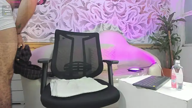 Chat XXX en directo de bear_mao_