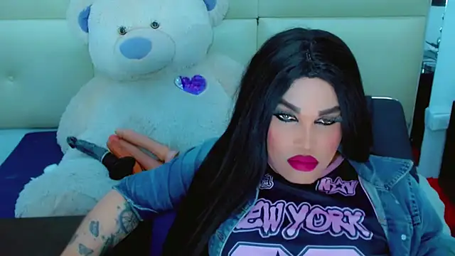 NharaBigCock's Live XXX Chat