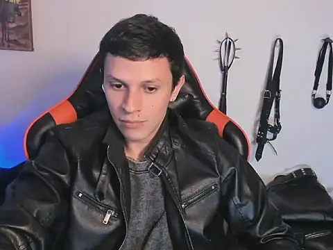Masterdave7 Live XXX-Chat