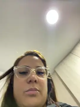 MelissaPrettyMilf XXX чат на живо