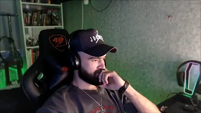 _Serious_Man – Naživo XXX chat