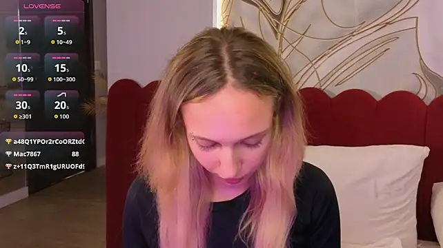 EmmaGil XXX чат на живо