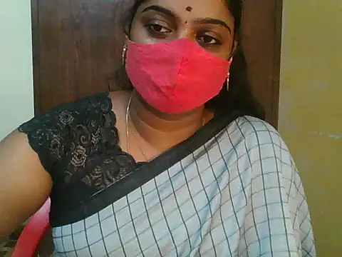 Tamil_hot_Shalini XXX чат на живо
