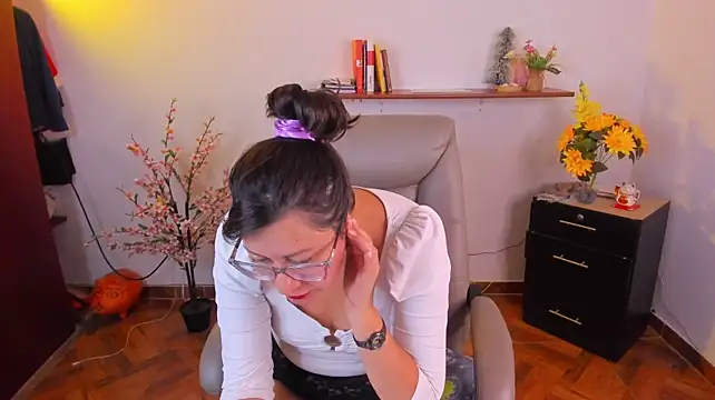 Chanelll_Taylorr_ XXX чат на живо