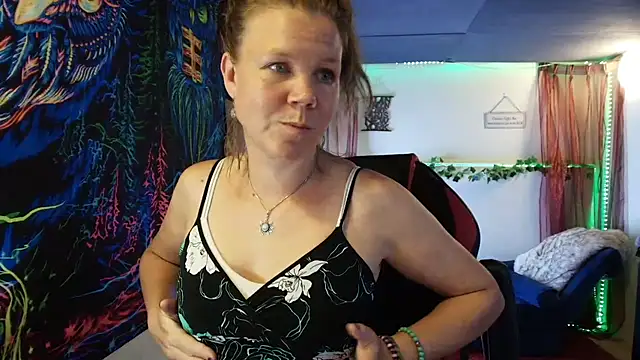 CallMeMaria XXX чат на живо