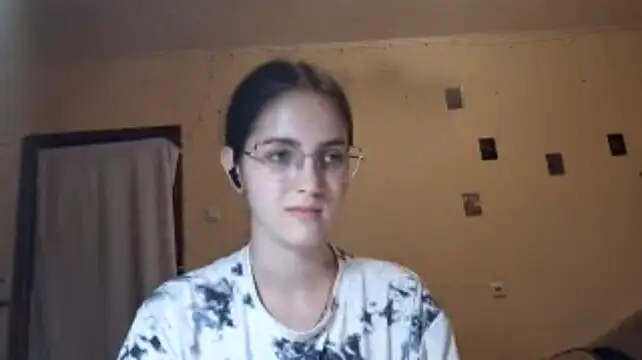 Katelemon XXX чат на живо