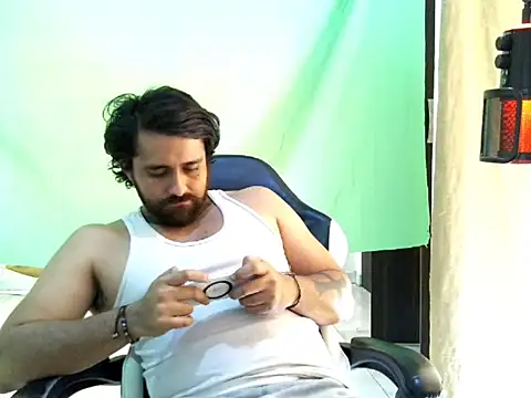 aronmiller404n Live XXX chat