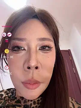 צ'אט XXX בשידור חי של qianhan_x