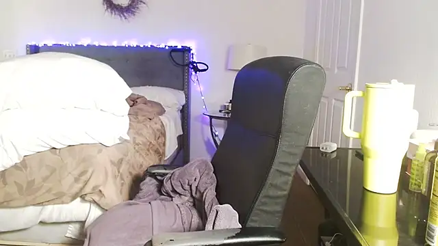 AlyssiaAmorex XXX чат на живо