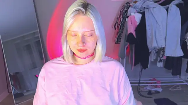 angellliss XXX чат на живо