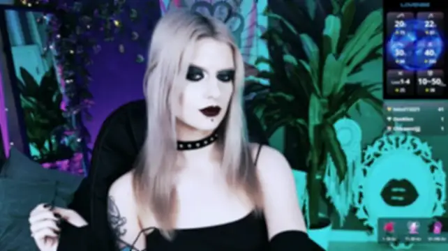 Noah_ElmerX Chat XXX in diretta