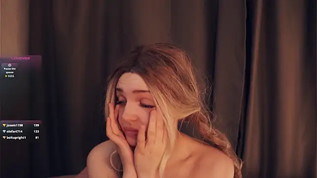 Chat +18 de LomaWaid ao vivo