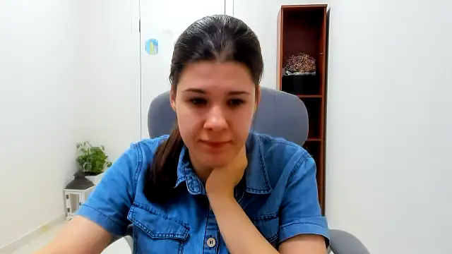 Joannia XXX чат на живо