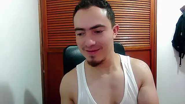 دردشة TouchDaddy4 الجنسية المباشرة