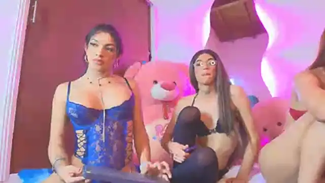 XXX chat uživo modela Princess_Hottys
